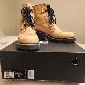 Sorel Women's Lace Up Boots - Tan and Black